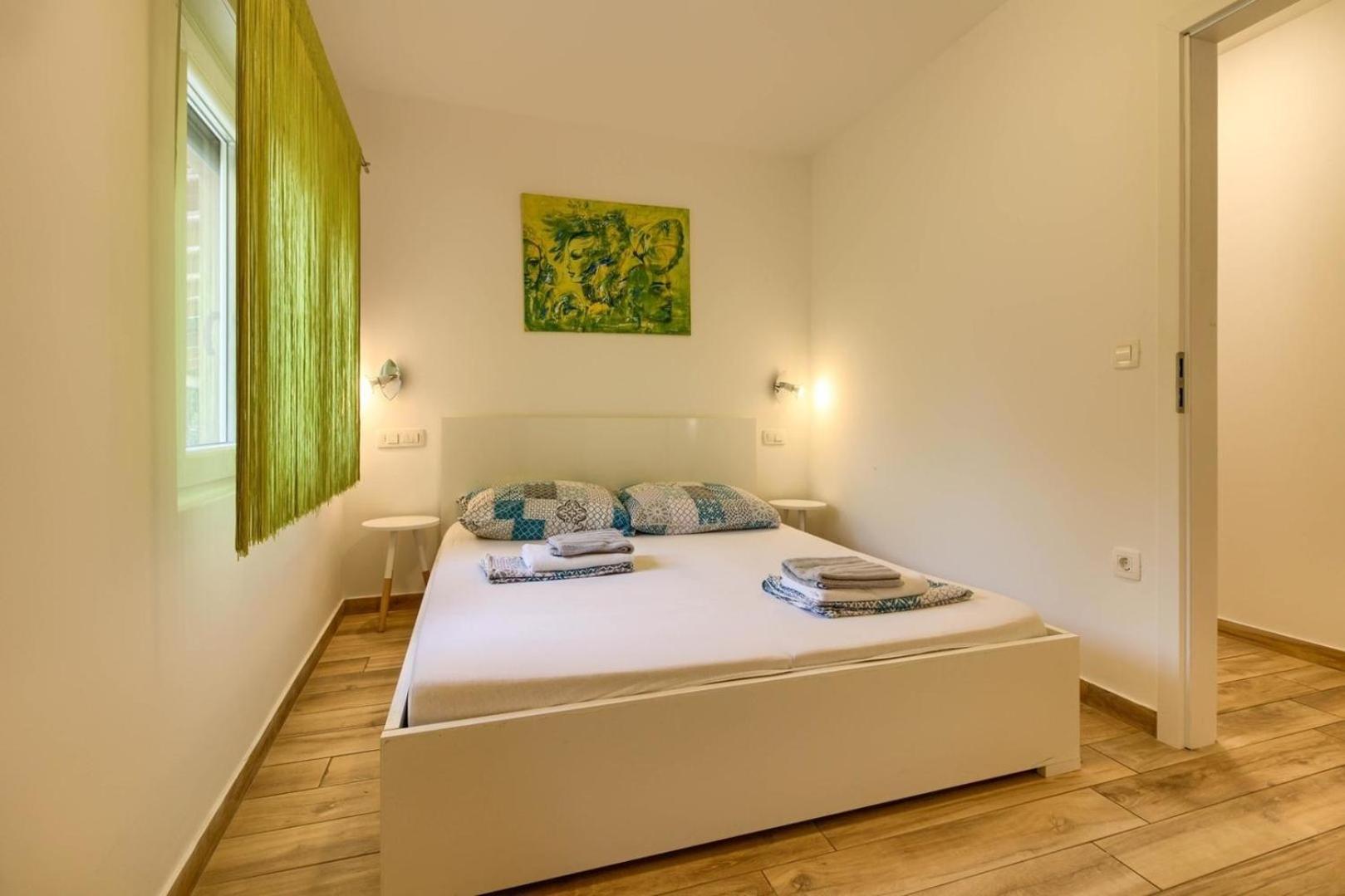 Mit Privatpool Fuer 6 Personen Ca 80 Qm In Valtura, Istrien Suedkueste Von Istrien