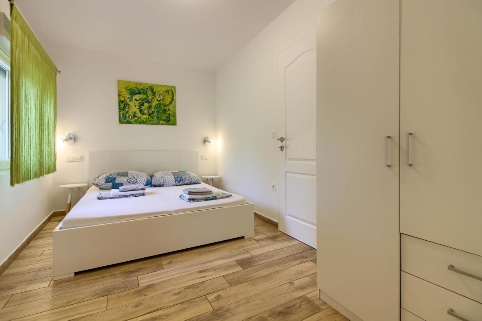 Mit Privatpool Fuer 6 Personen Ca 80 Qm In Valtura, Istrien Suedkueste Von Istrien